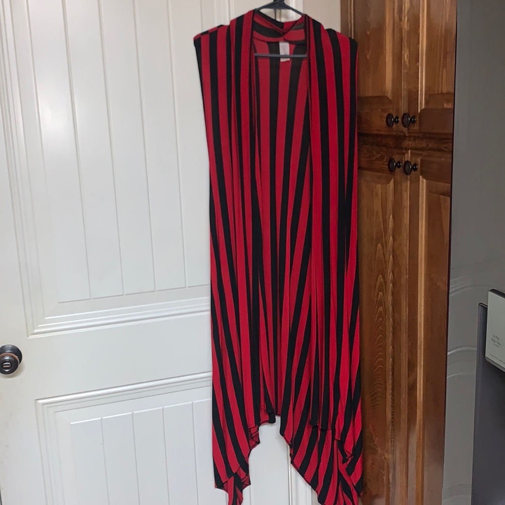 Sleeveless Cardigan